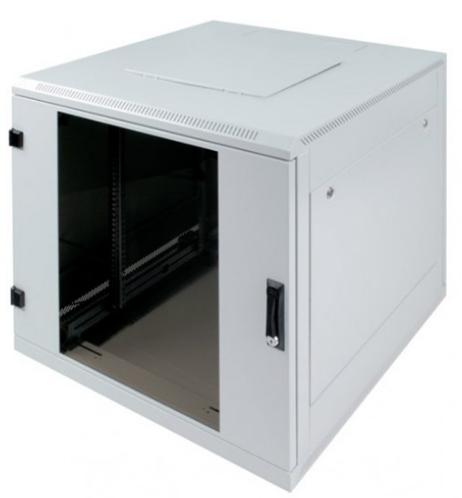kleines Rack mit 19 Zoll Technik